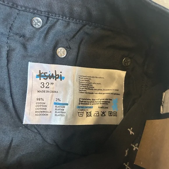 Ksubi Skinny Jeans
Brand New
Ships in 2-3 Days
Message me for any questions
SZ32 - Picture 3 of 4